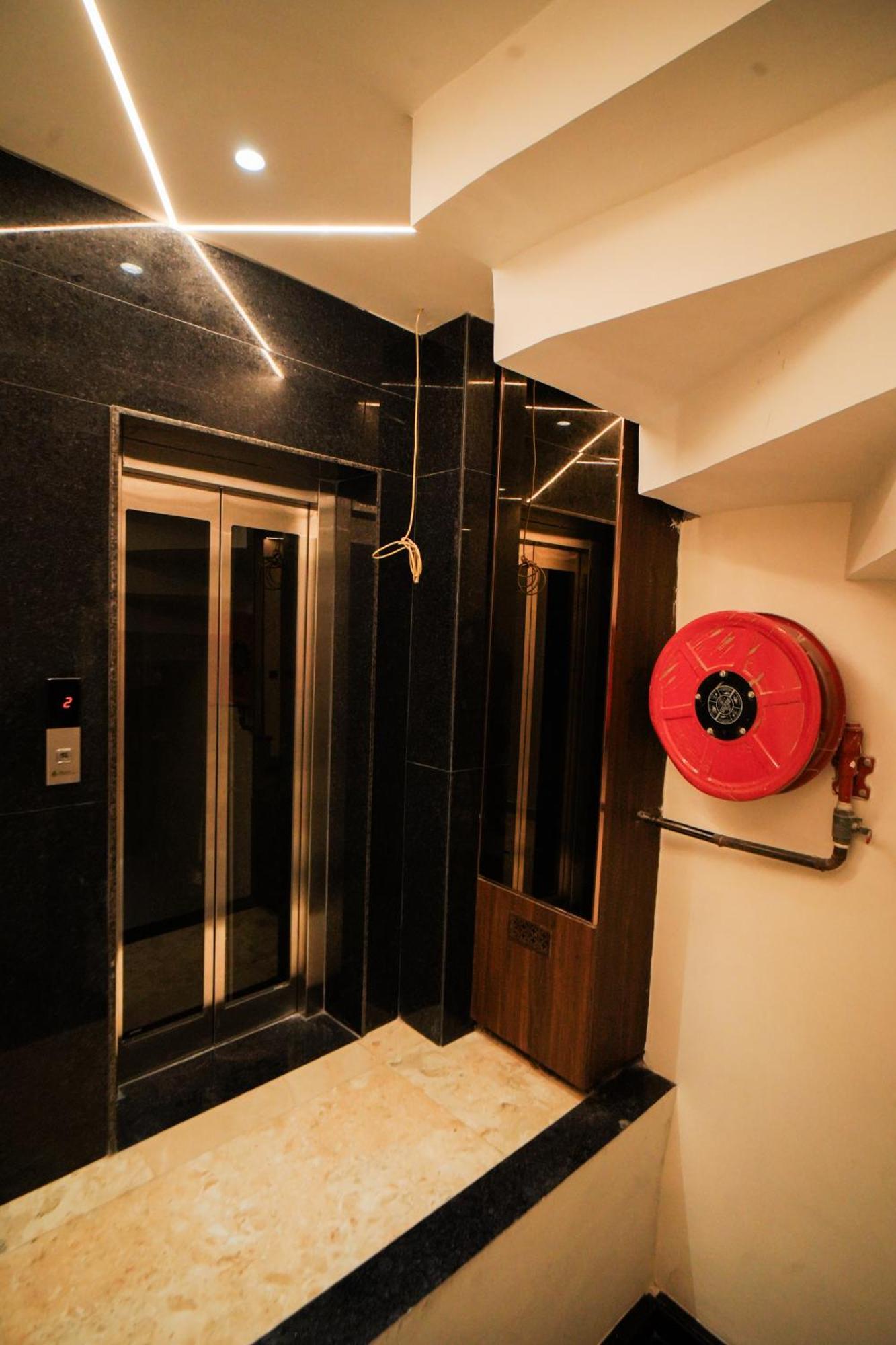Hotel Ammison Inn & Suites Amritsar Bagian luar foto