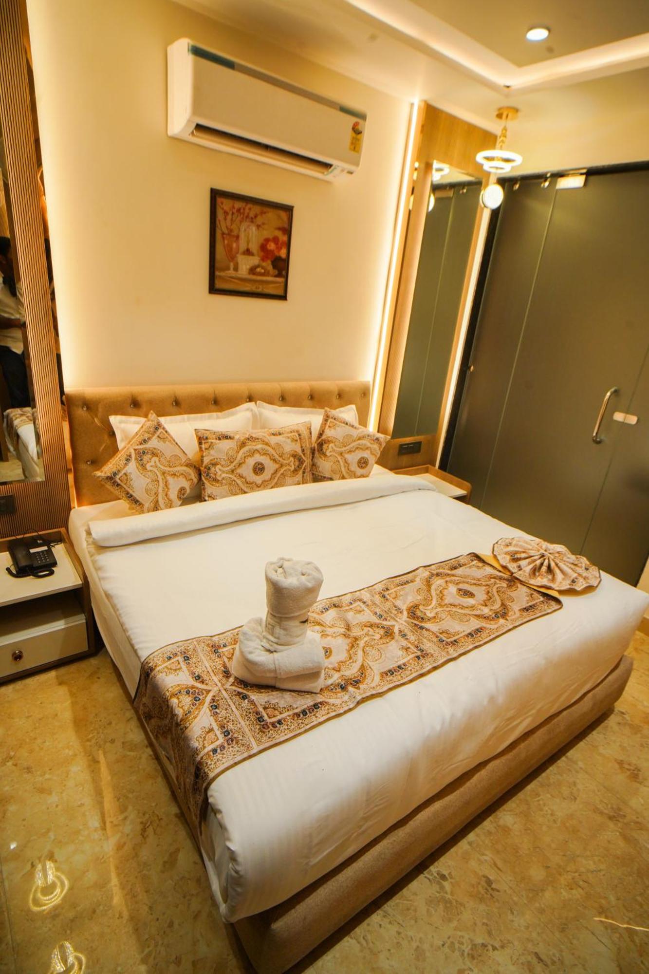 Hotel Ammison Inn & Suites Amritsar Bagian luar foto
